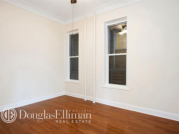 4th image of 412 Henry St APT 1