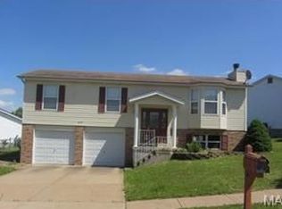2018 Saint Christopher Way, Arnold, MO 63010
