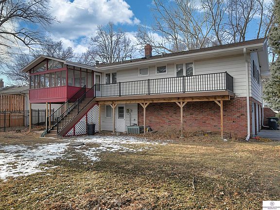 5th image of 807 Grey Fawn Dr
