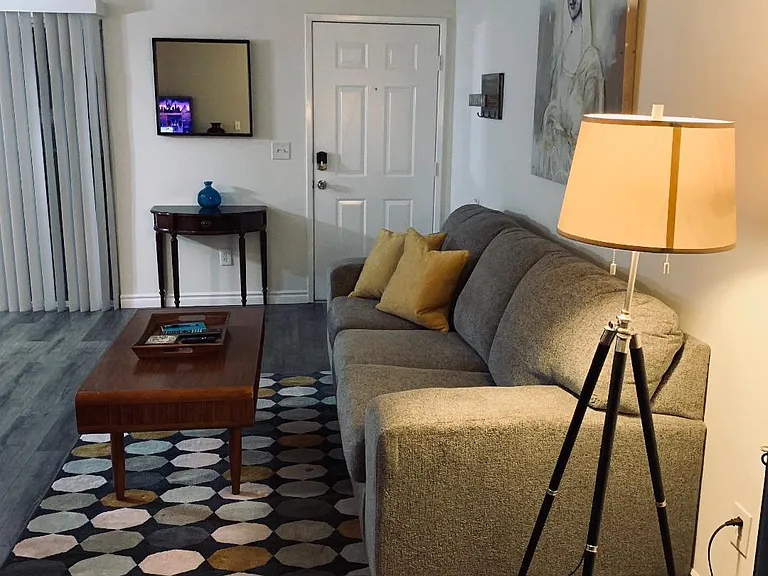 17447 Vanowen St #5 — Photo 10