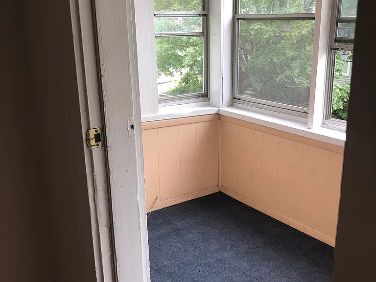 21 Wellington St — Photo 19