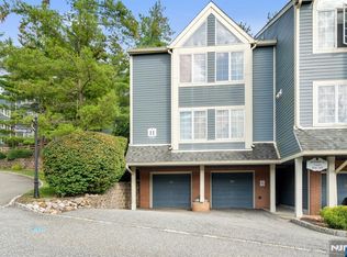 06d4c59ef910b56bba1424a3e7e0ed