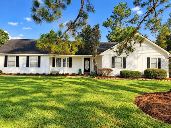 143 Ridge Point Dr, Douglas, GA 31535