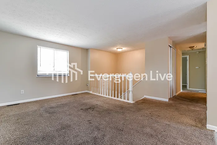 4 bed, 1.5 bath, 1506 sqft, $1,695 — Photo 2
