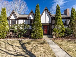 35 Orchard Ave, Smithfield, RI 02828