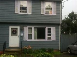 81 Crest Cir, Worcester, MA 01603