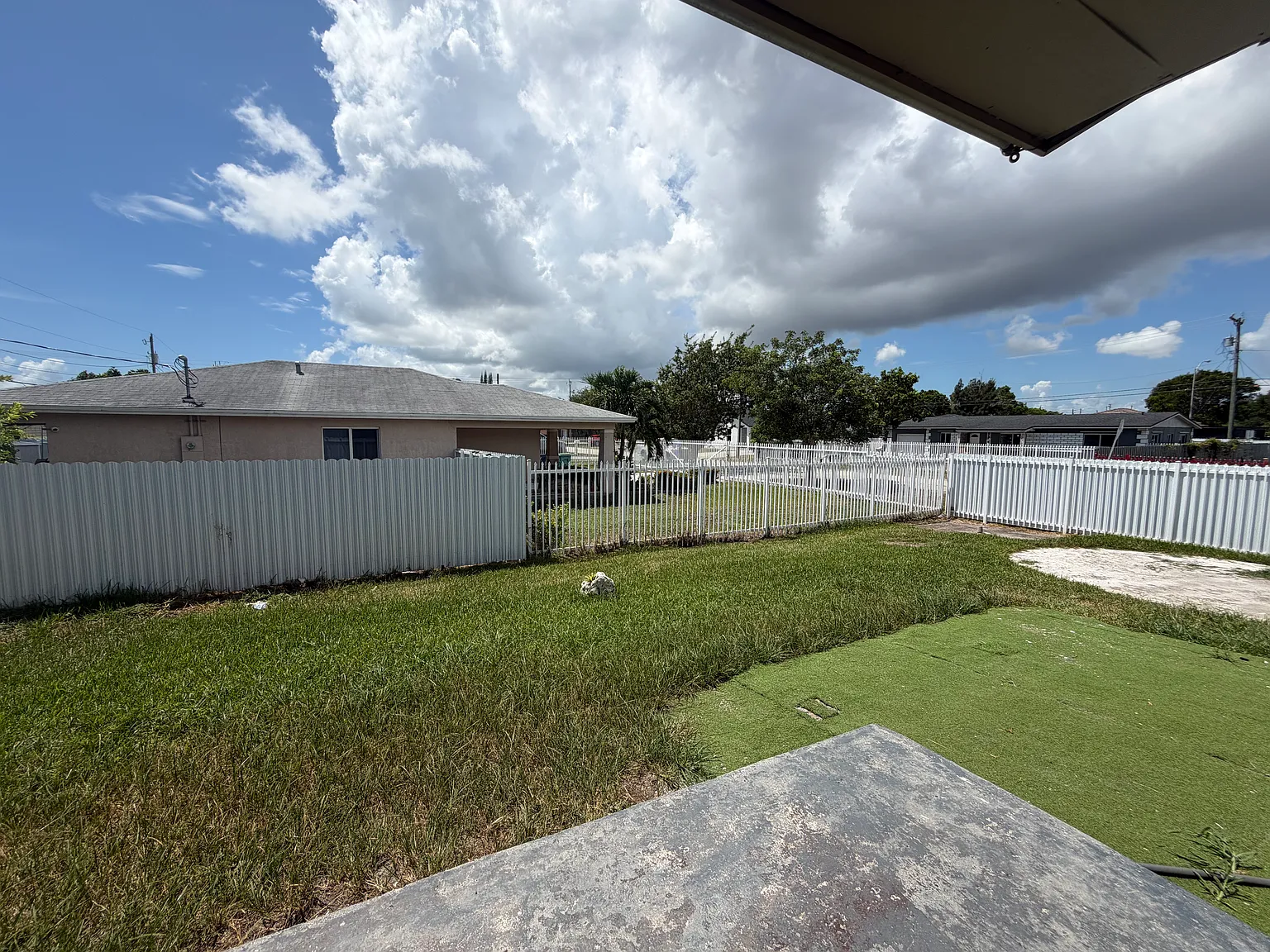 11090 SW 217th St — Photo 3