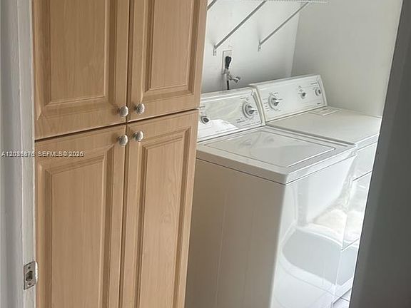 3rd image of 830 W 75th St #1