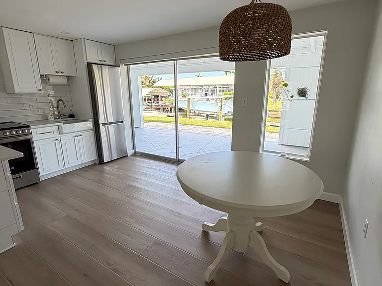 542 Bruce Cir — Photo 27