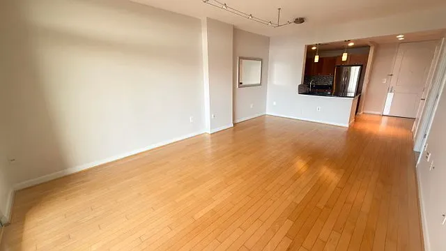 5750 Bou Ave #1610 — Photo 11