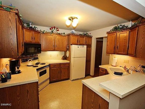 4th image of 347 Pine View Ln