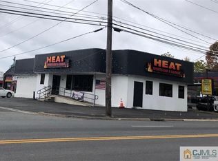 1096 Convery Blvd, Perth Amboy, NJ 08861