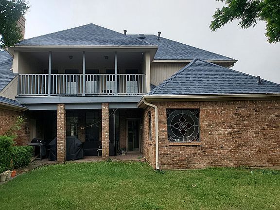 3rd image of 1206 Sycamore Dr