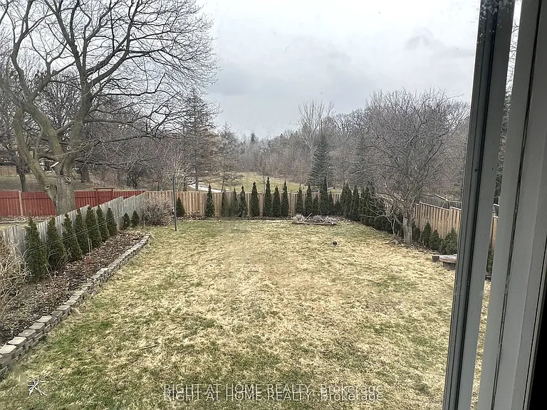 9 Waterfield Dr #MAIN — Photo 10