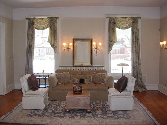 2nd image of 18 N Vine St