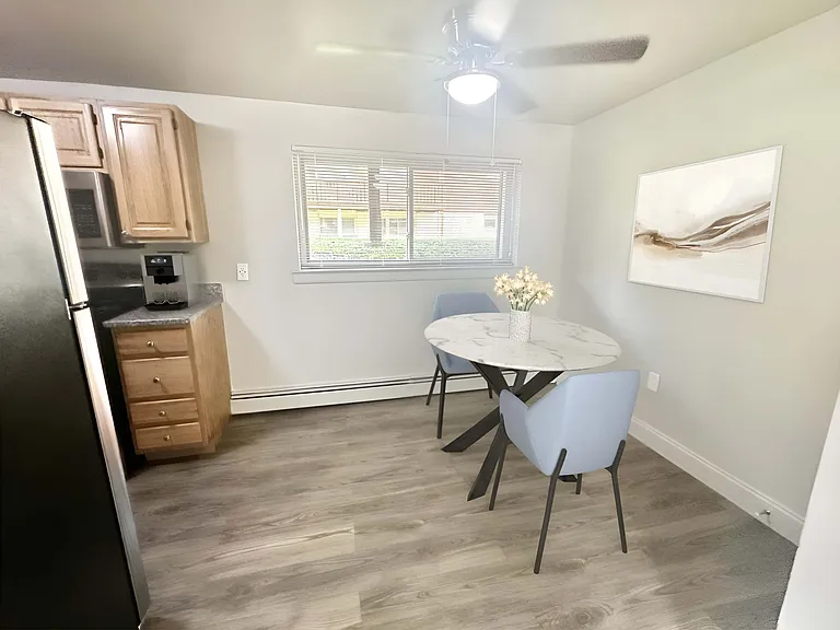 Dutchess Apartments — Photo 20