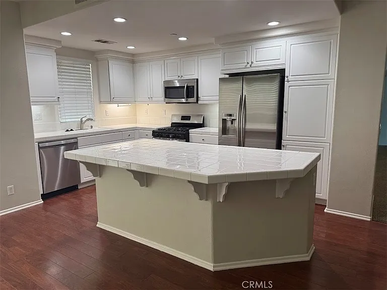8152 Parkside St #8152 — Photo 1