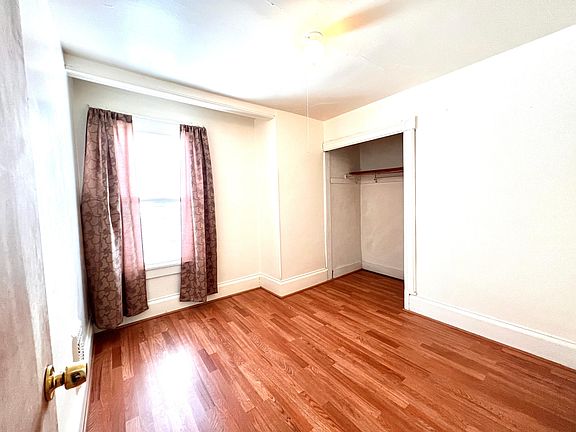 5th image of 1117 Conkling Ave