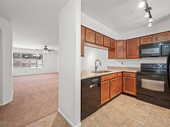 5th image of 2076 Mesquite Ln APT 102