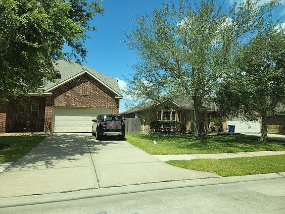 3rd image of 6526 Sterling Bay Ln