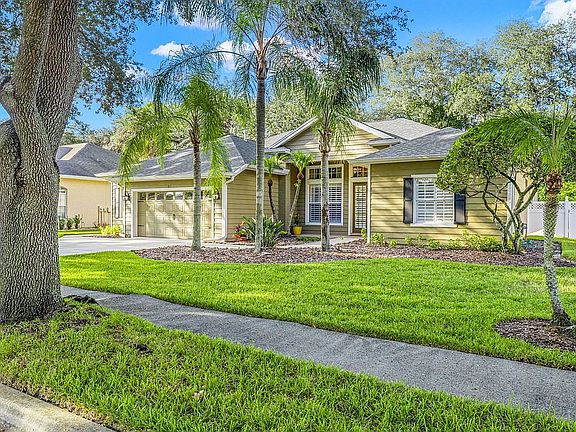 2nd image of 2111 Boot Lake Cir