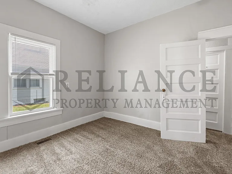 232 S Sedgwick St — Photo 28