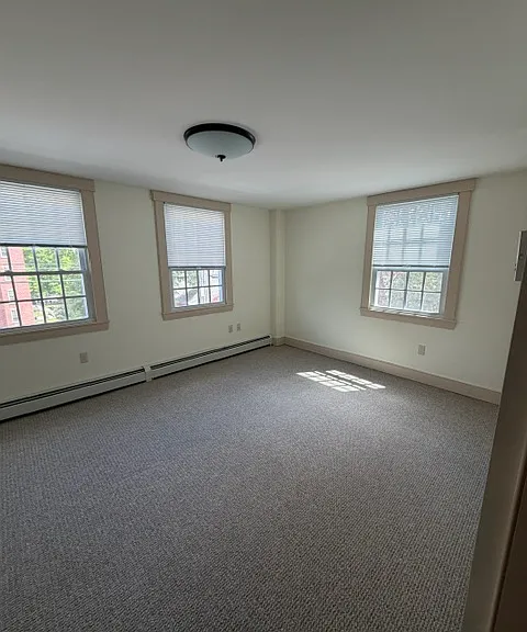 127 2nd St #3 — Photo 11
