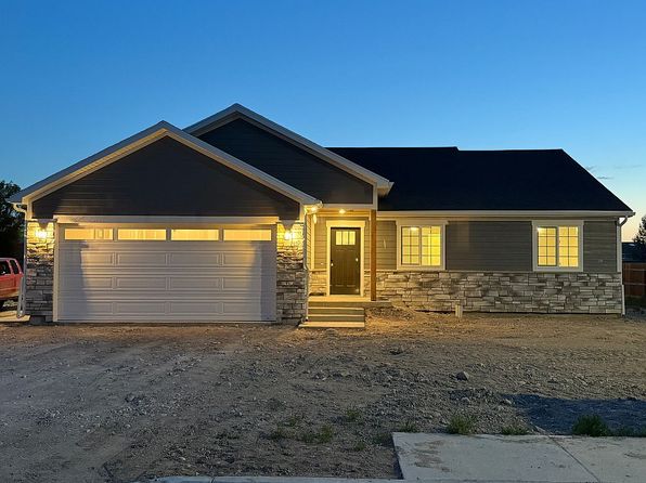 303 E Village Dr
