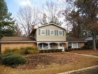 1st image of 114 Pinewood Dr