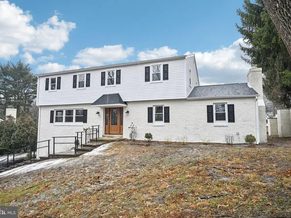 415 Marple Rd, Broomall, PA 19008