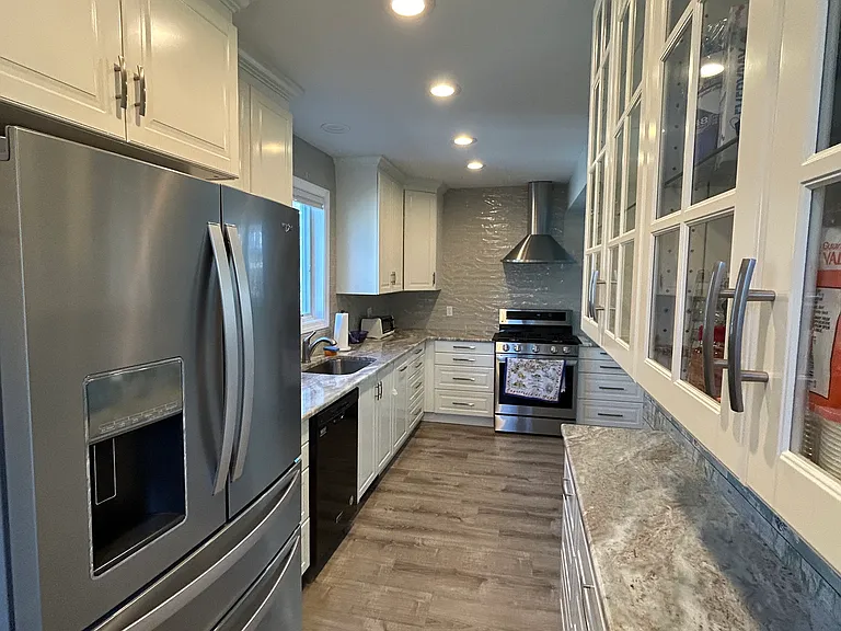 18 Park Ave #2 — Photo 11