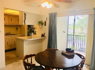 788 Park Shore Dr APT H28, Naples, FL 34103