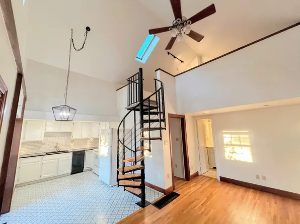 429 W Randle Manor St, Wichita, KS 67203