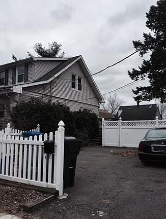 1614635_1