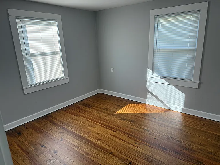 308 Clement St — Photo 9
