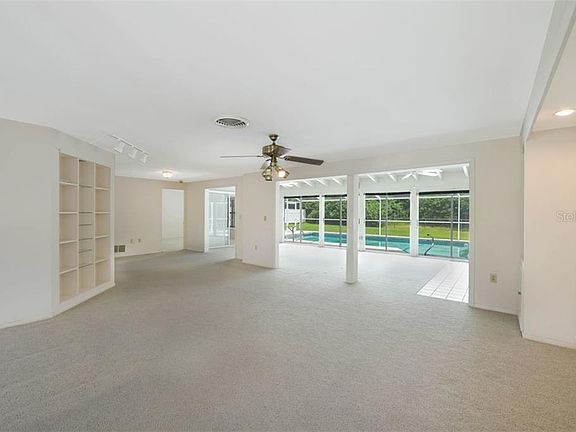 3rd image of 721 Magellan Dr