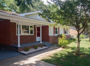 318 Lansdowne Rd, Fayetteville, NC 28314