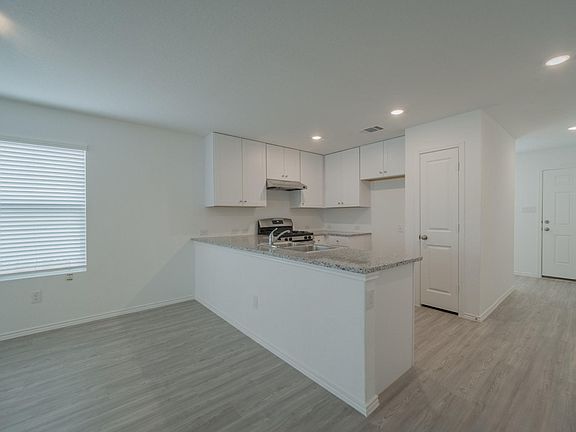 4th image of 5867 Forenoon Dr