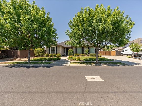 4th image of 42 Abbott Cir