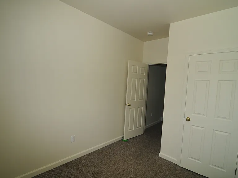 22 Central St #A — Photo 12