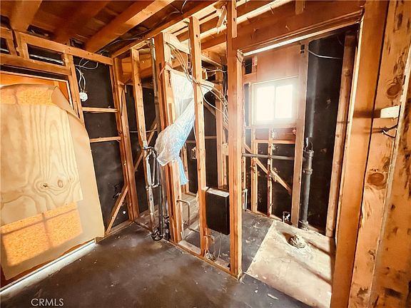 5th image of 1133 Sugarloaf Blvd
