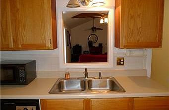 5th image of 605 W 89th Ter