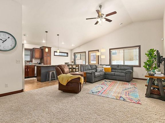 4th image of 276 Brookshire Blvd