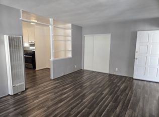 13911 Burbank Blvd APT 8, Van Nuys, CA 91401