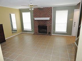 5th image of 1904 Dartmouth St APT J3