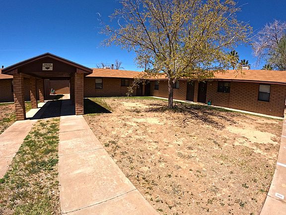 5th image of 2509-2511 Pecan Dr #9C