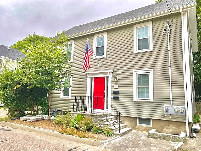 61 Callender Ave #2 — Photo 25