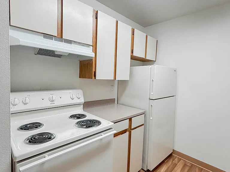 Stone Creek Apartments Beaverton — Photo 39