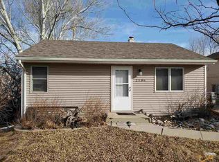 2106 5th St, Rapid City, SD 57701