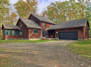 9043 Wheeler Oaks Dr, Williamsburg, MI 49690